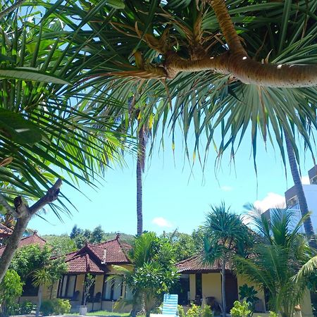 Gguesthouse Kuta  Экстерьер фото
