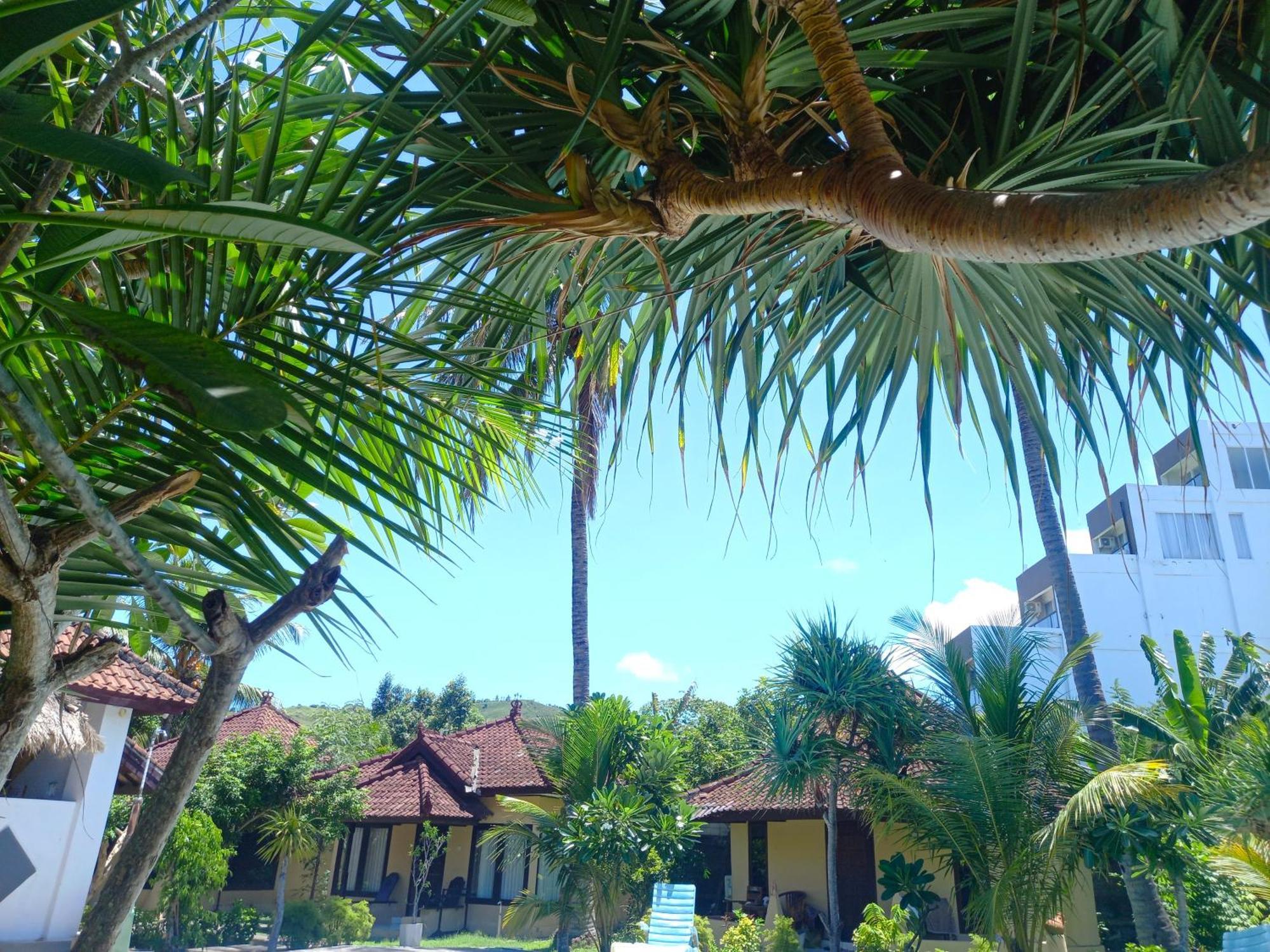 Gguesthouse Kuta  Экстерьер фото
