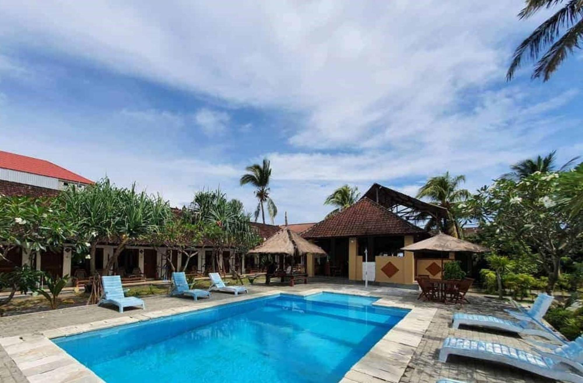 Gguesthouse Kuta  Экстерьер фото